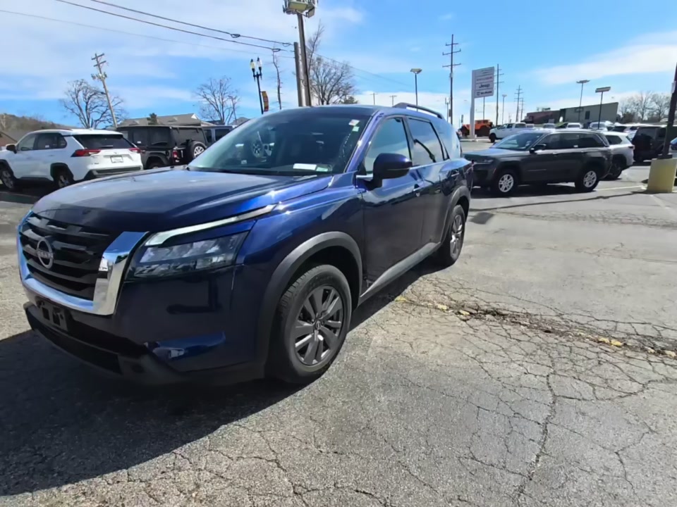 2025 Nissan Pathfinder SV FWD
