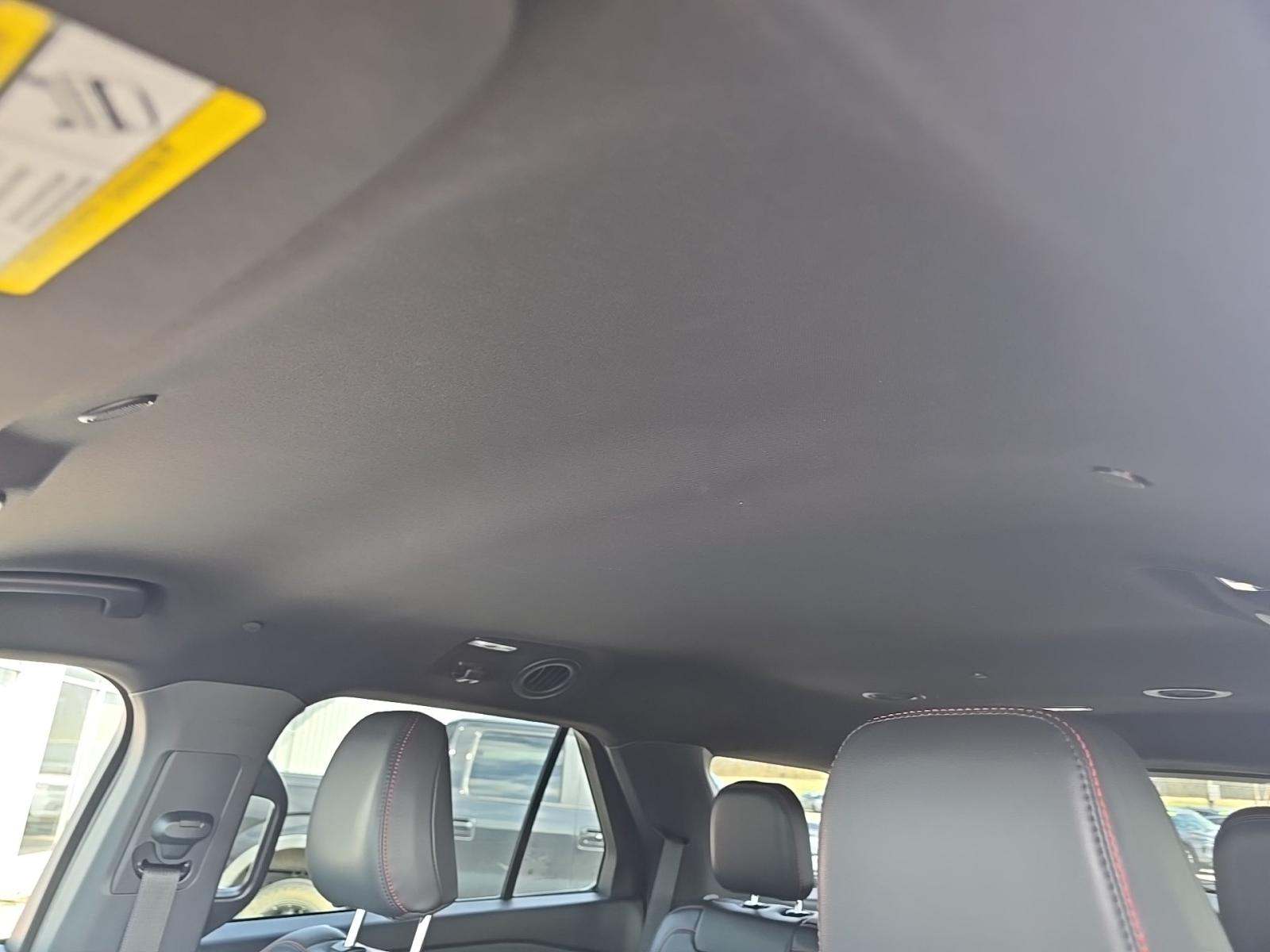 2025 Ford Explorer ST-Line AWD