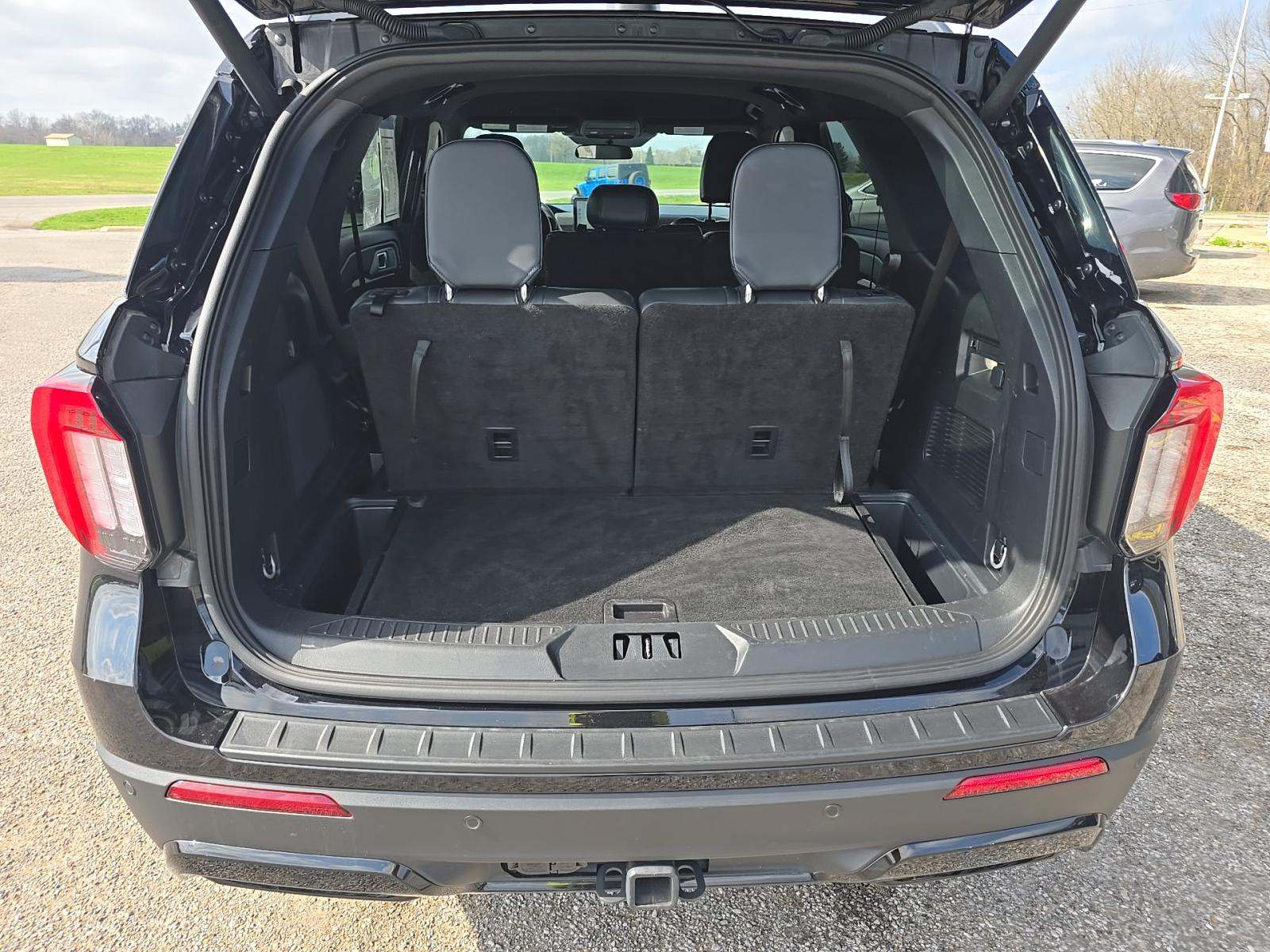 2025 Ford Explorer ST-Line AWD