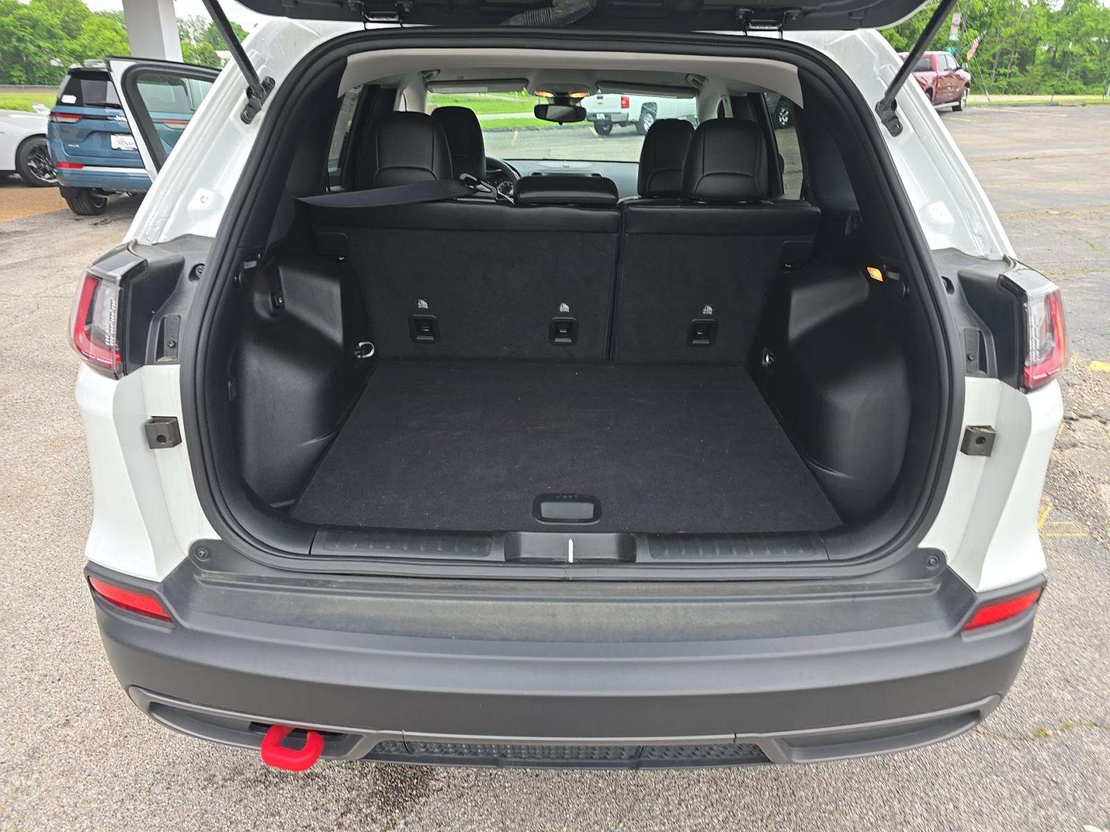 2022 Jeep Cherokee Trailhawk AWD