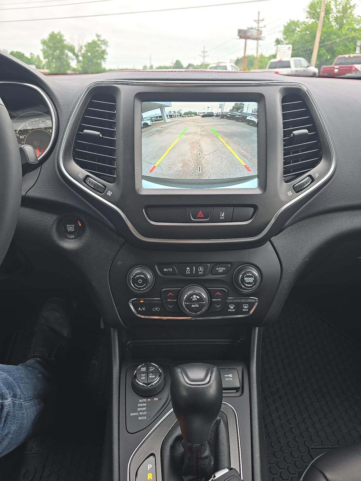 2022 Jeep Cherokee Trailhawk AWD