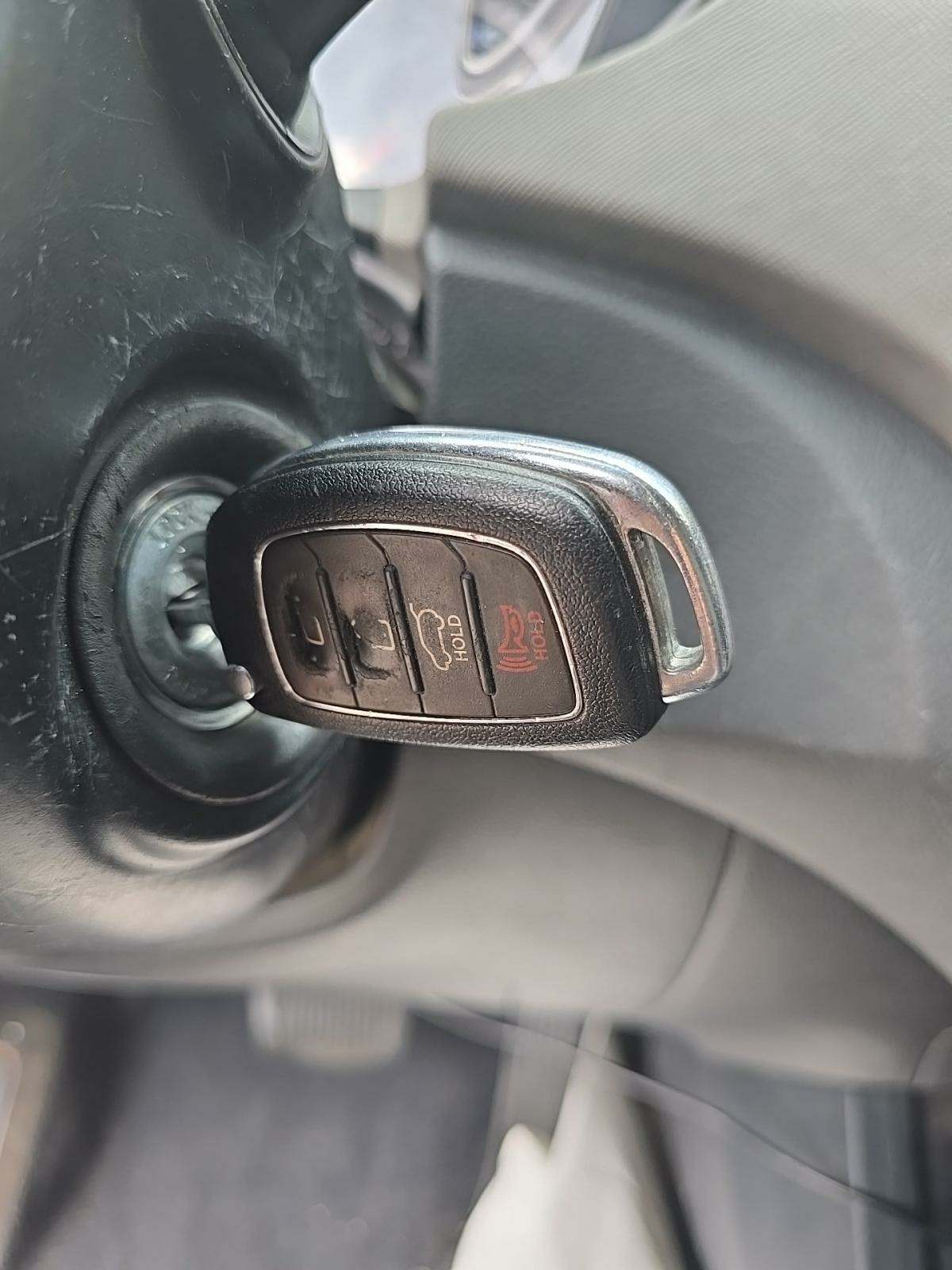 2014 Hyundai Santa Fe Sport Base FWD