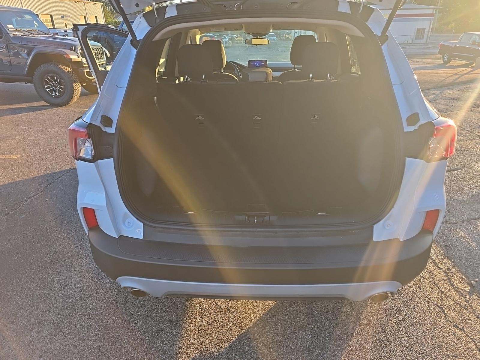 2020 Ford Escape SE FWD