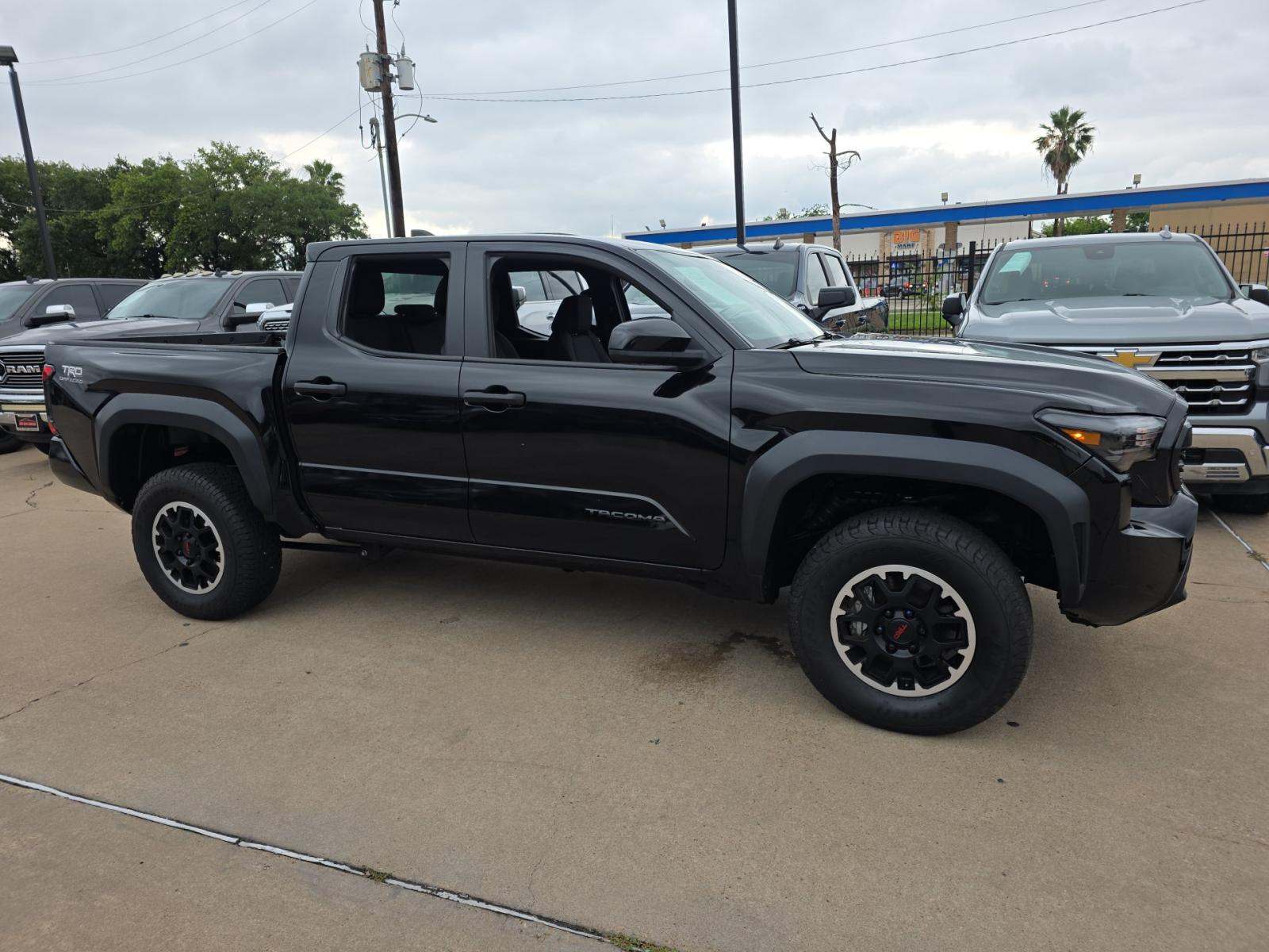 2024 Toyota Tacoma TRD Off-Road AWD