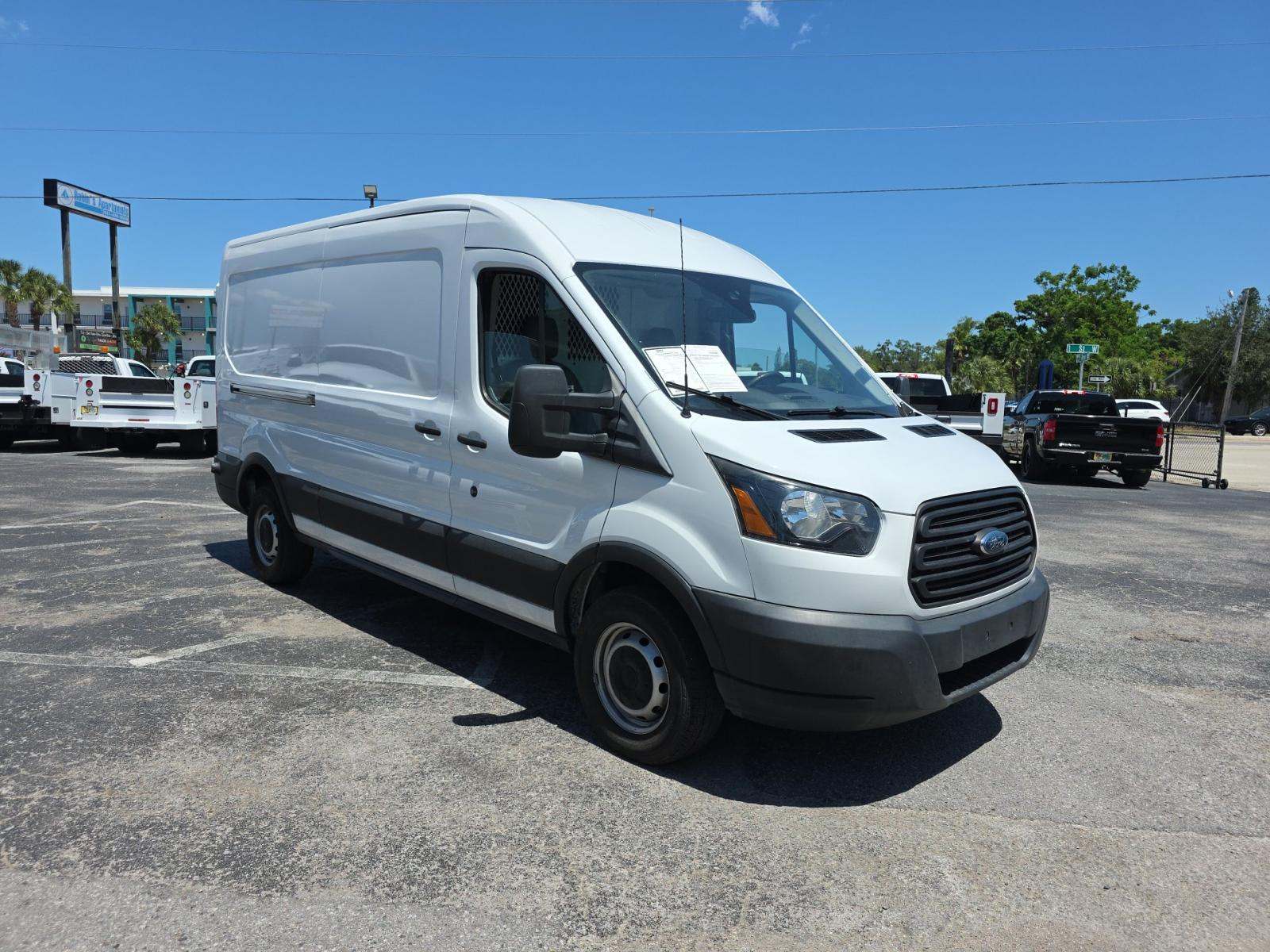 FORD TRANSIT 350 - 4