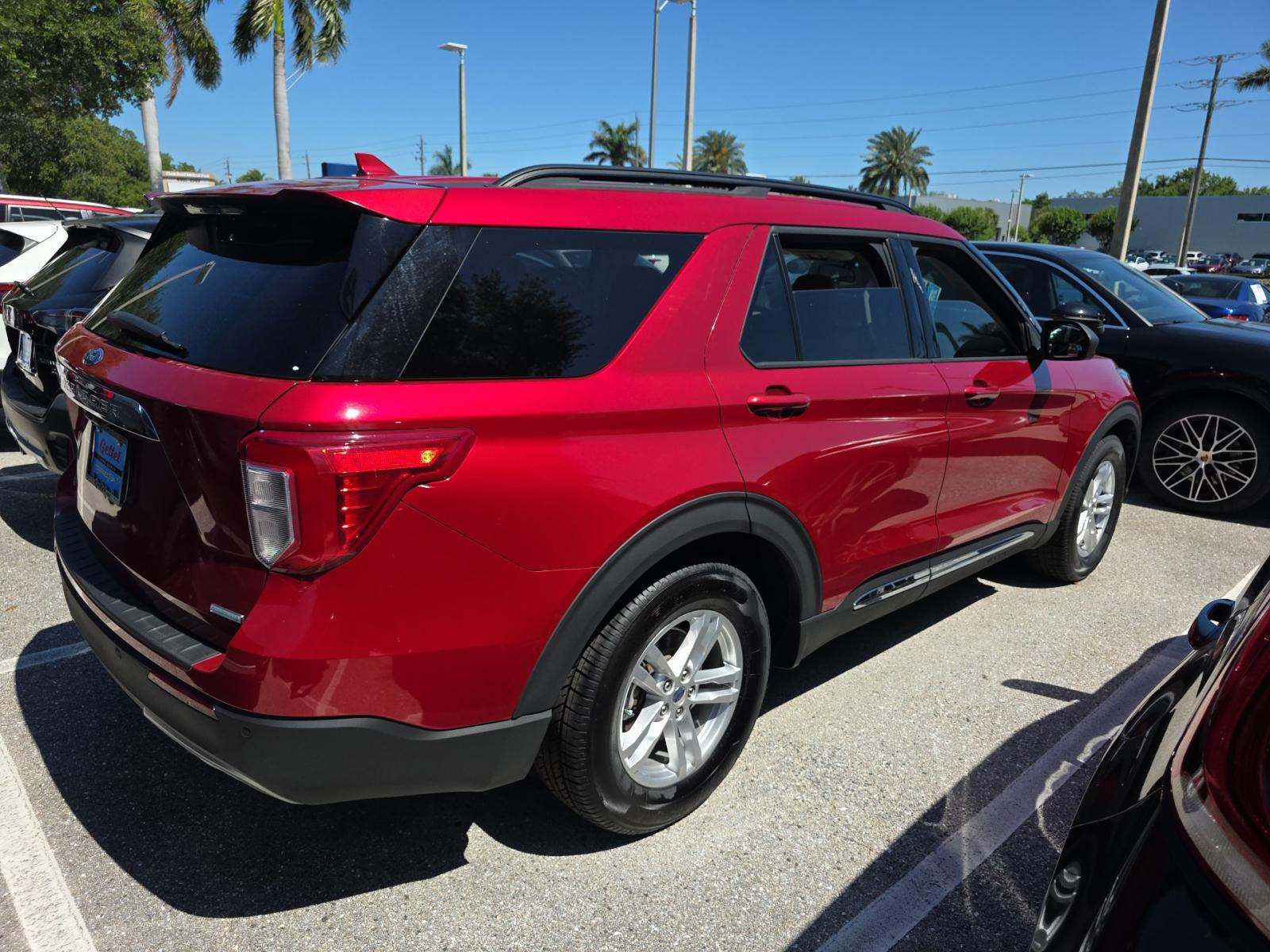 FORD EXPLORER - 3