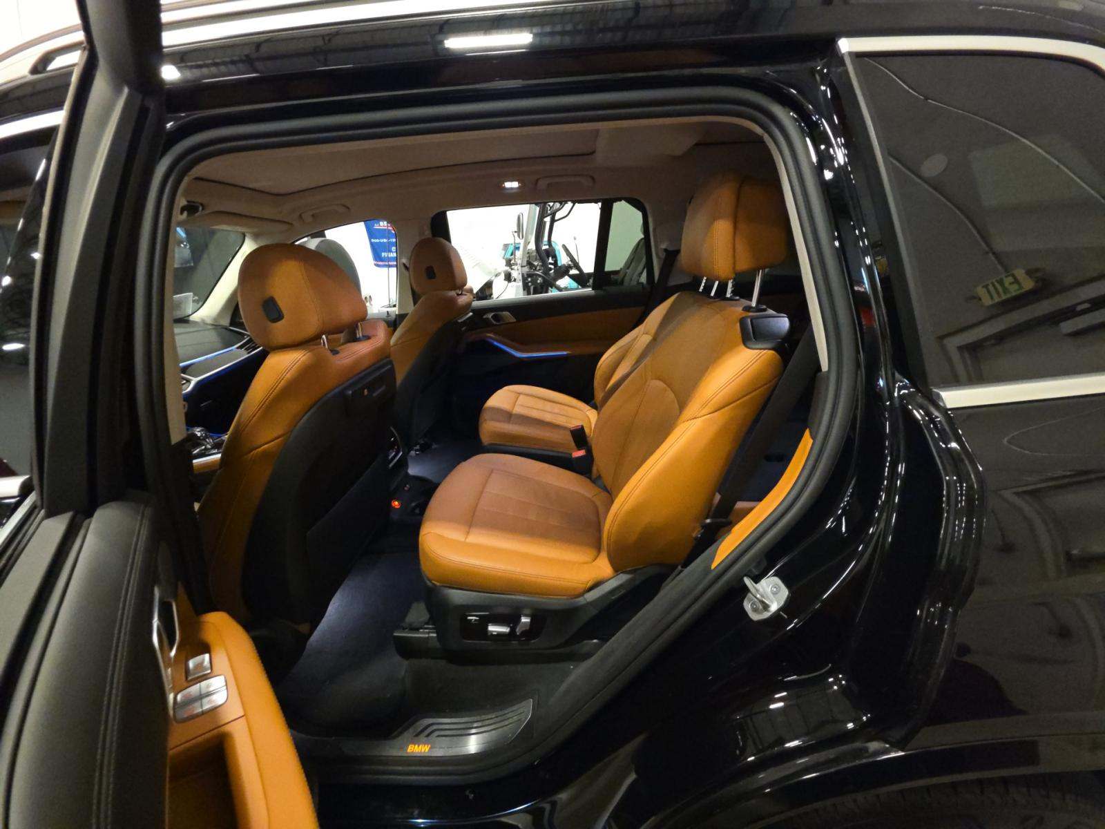 2021 BMW X7 xDrive40i AWD