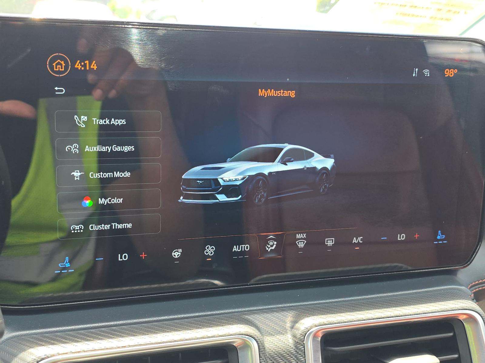2024 Ford Mustang EcoBoost Premium RWD