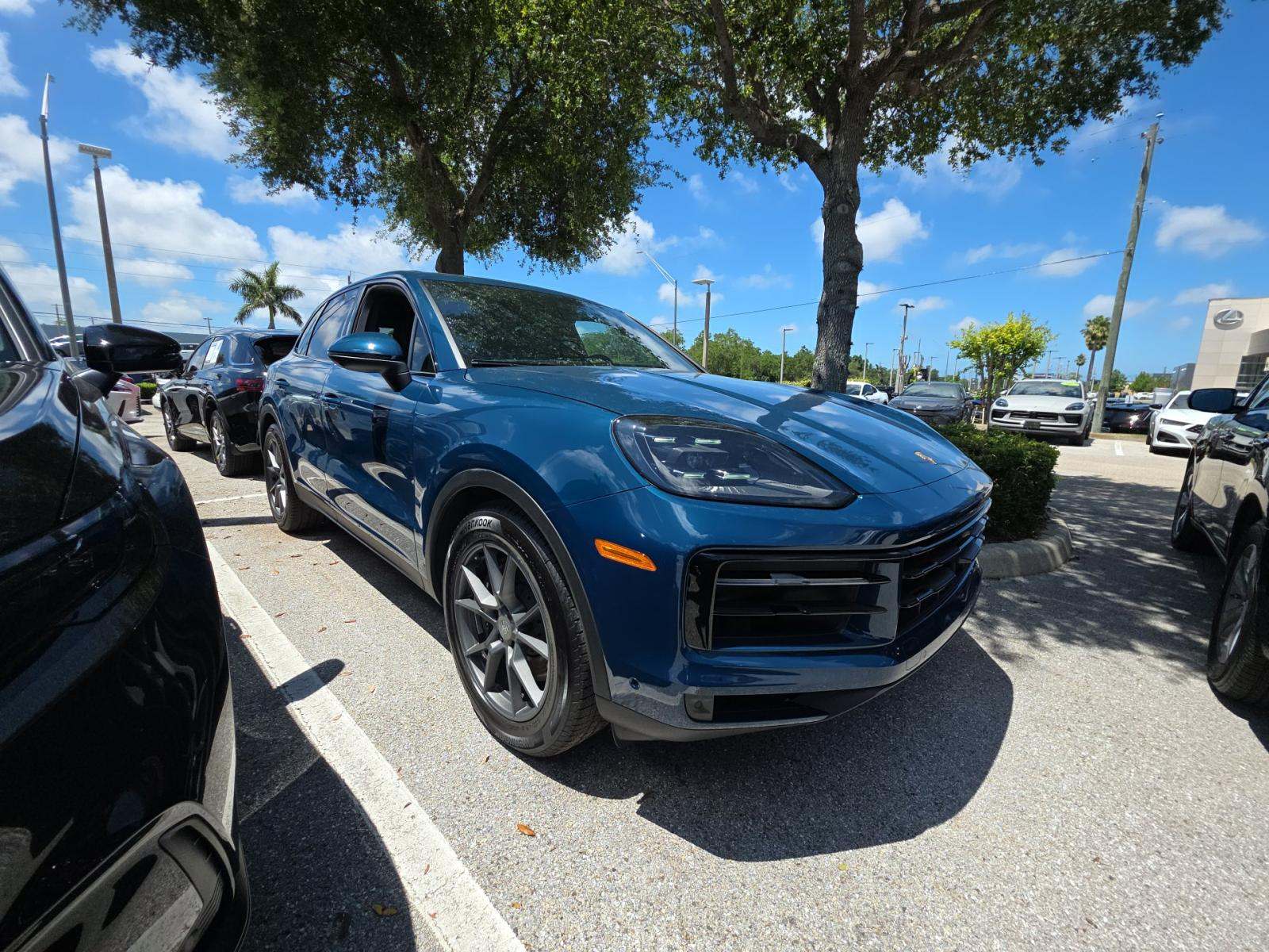 PORSCHE CAYENNE - 4