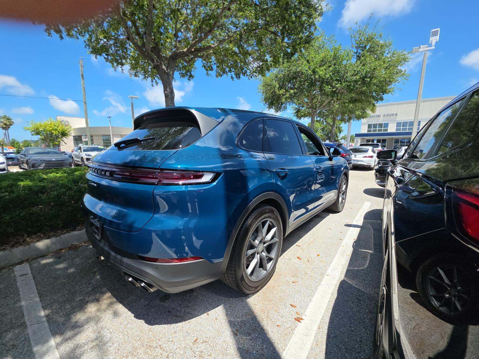 PORSCHE CAYENNE - 3