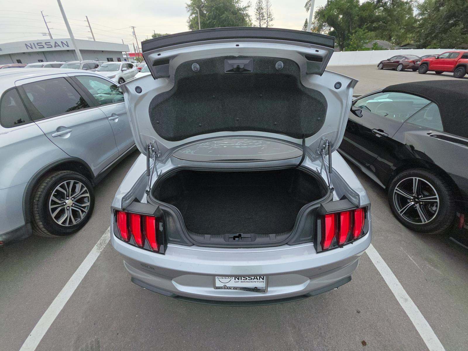 2023 Ford Mustang EcoBoost RWD