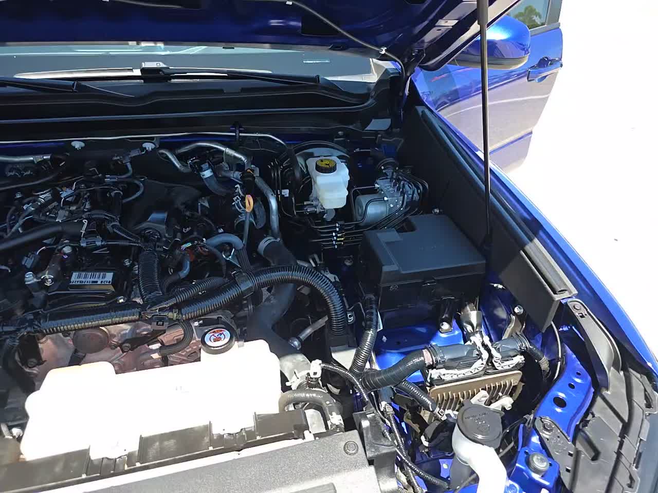 2025 Toyota Tacoma SR5 RWD