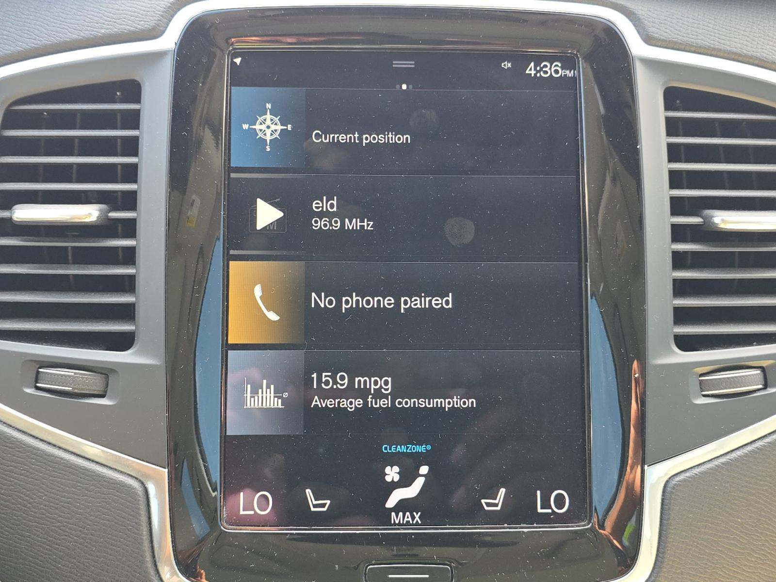 2021 Volvo XC90 T6 Momentum AWD