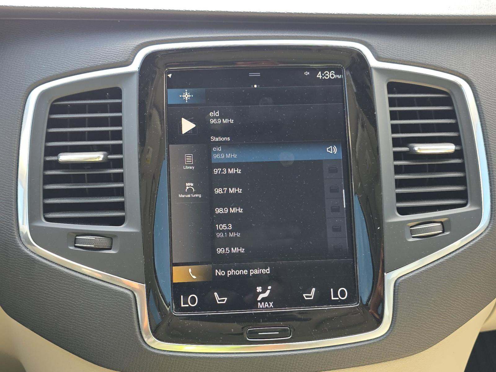 2021 Volvo XC90 T6 Momentum AWD