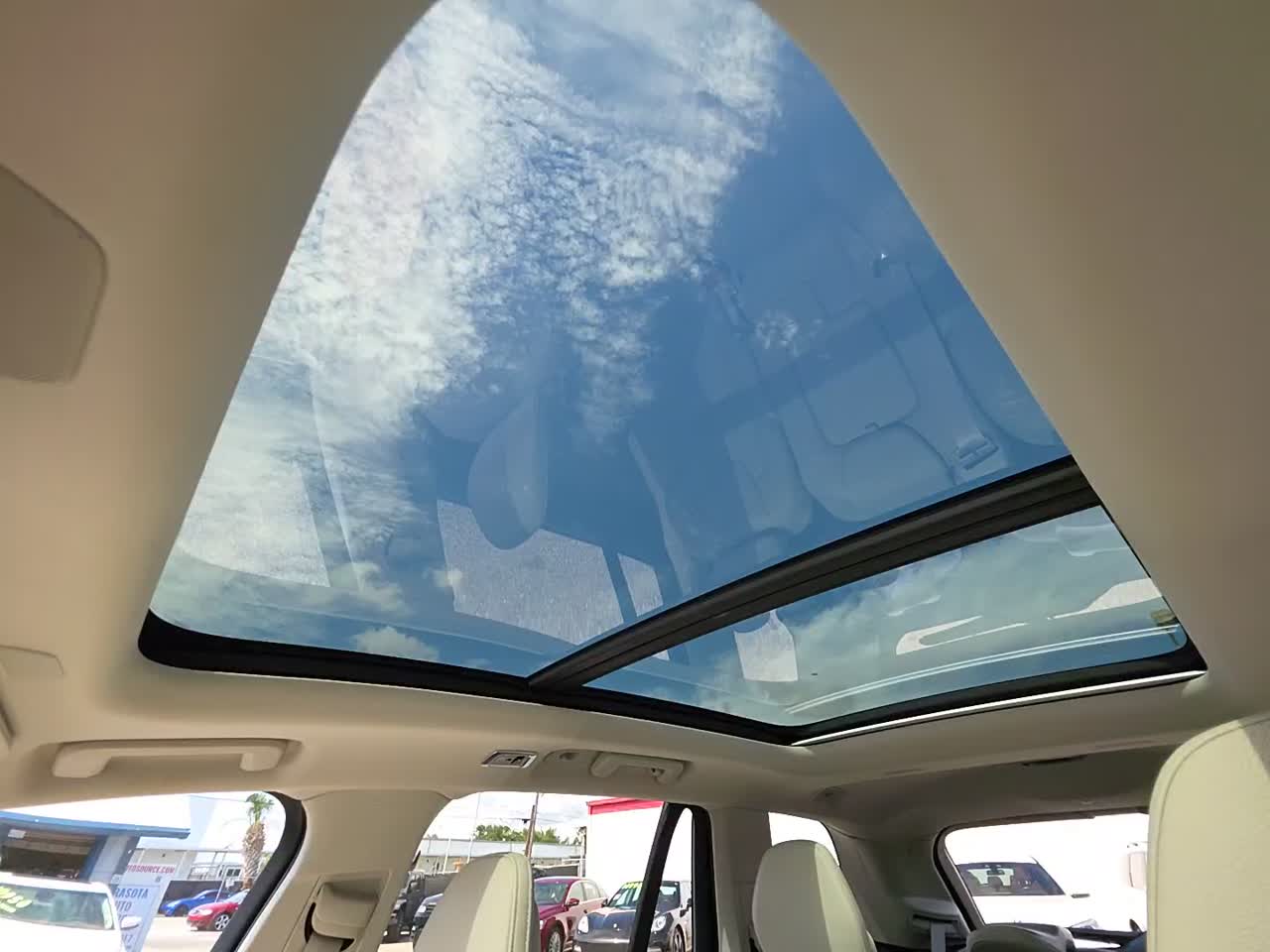 2021 Volvo XC90 T6 Momentum AWD