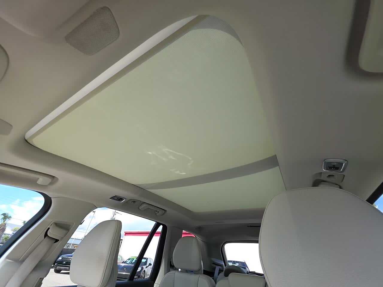 2021 Volvo XC90 T6 Momentum AWD