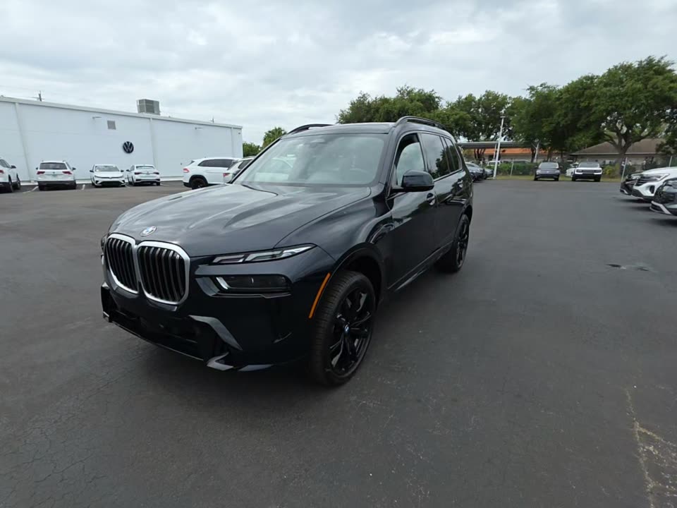 2025 BMW X7 xDrive40i AWD