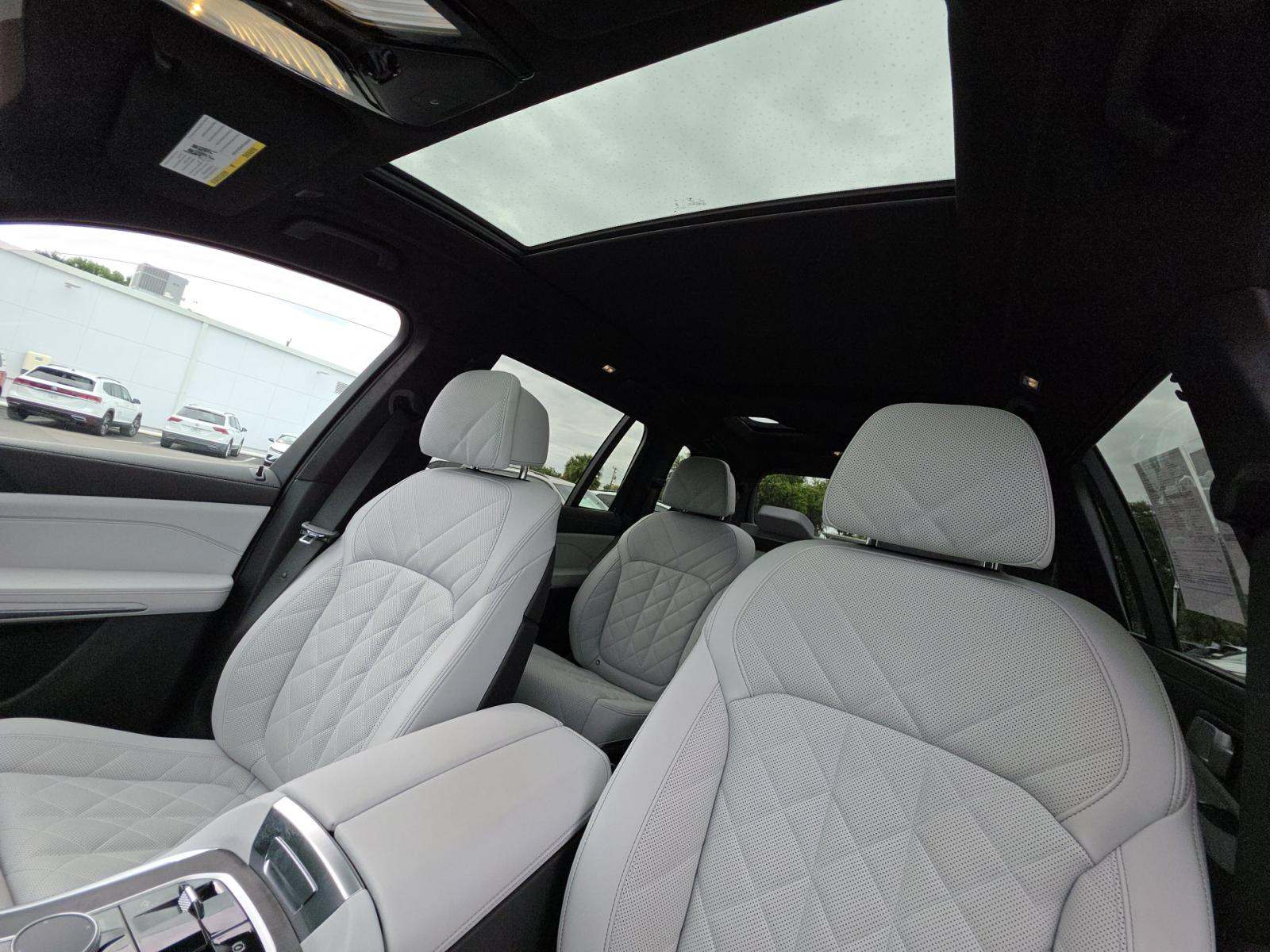 2025 BMW X7 xDrive40i AWD