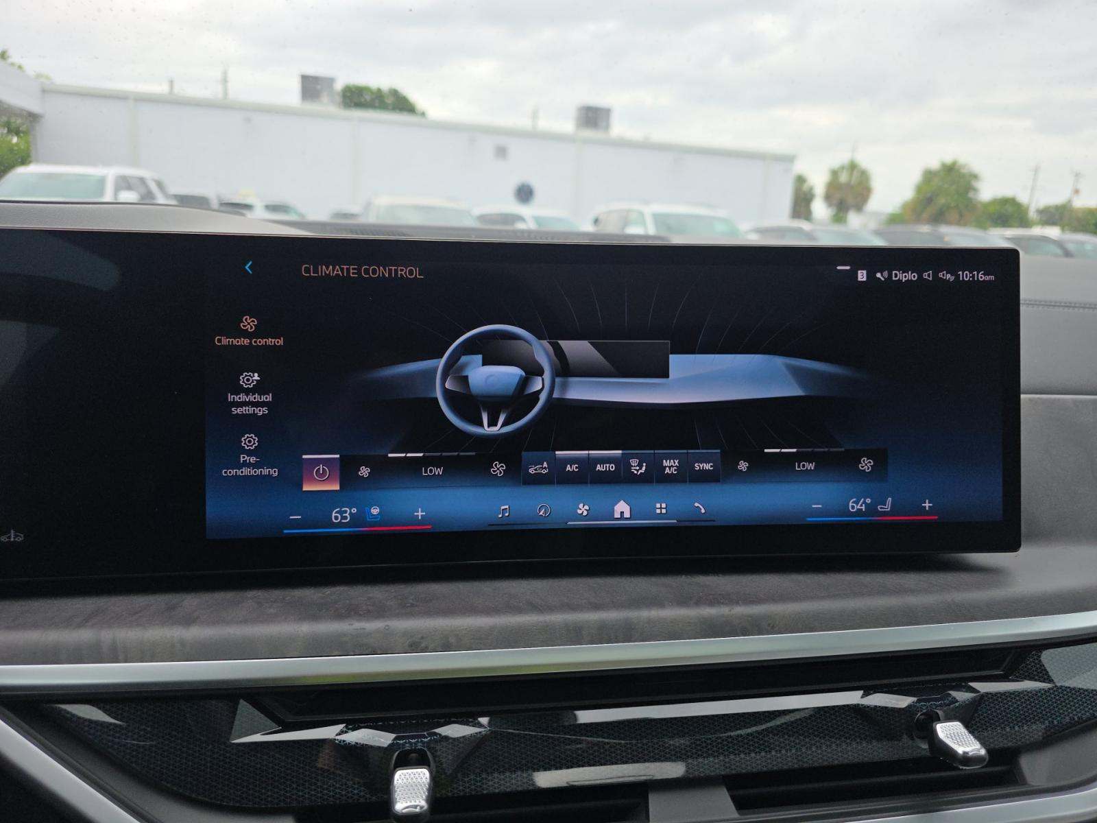 2025 BMW X7 xDrive40i AWD
