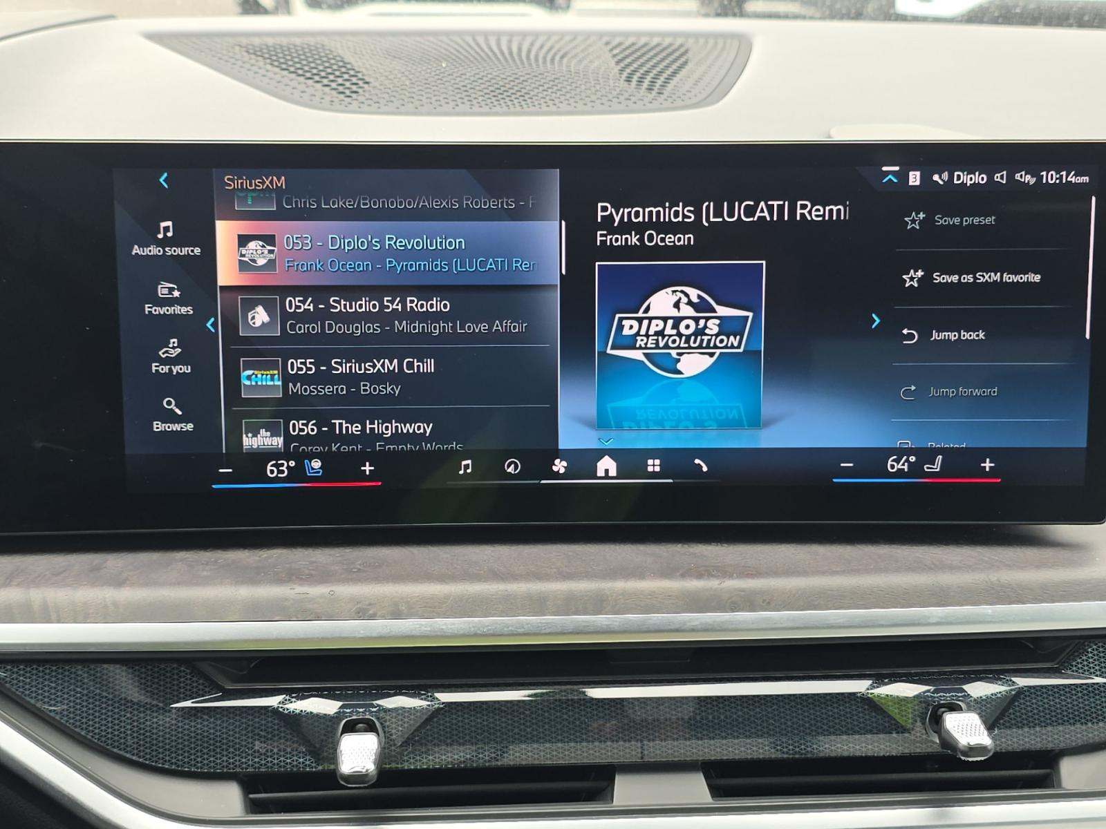 2025 BMW X7 xDrive40i AWD