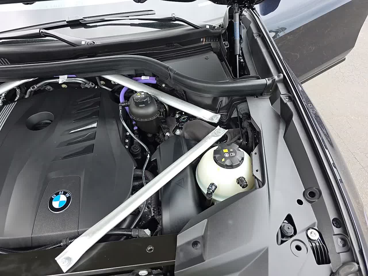 2025 BMW X7 xDrive40i AWD
