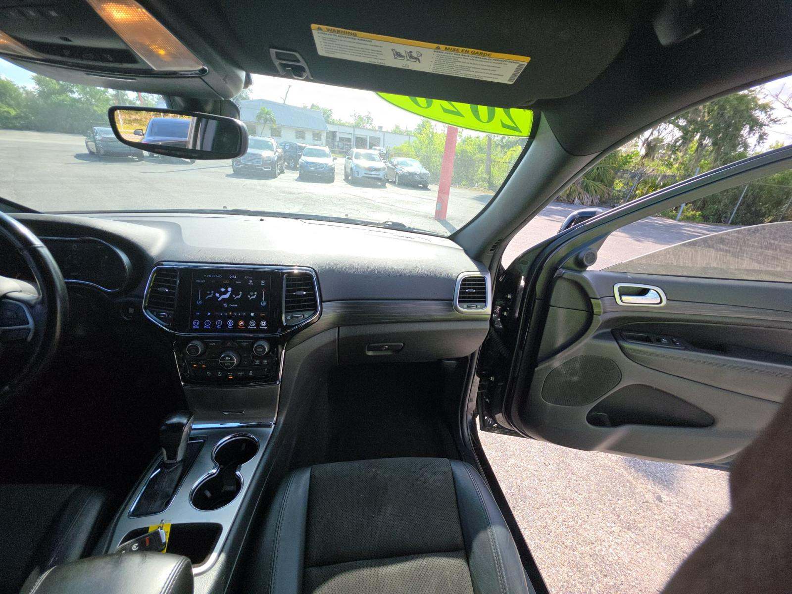 2020 Jeep Grand Cherokee Laredo Altitude Edition AWD