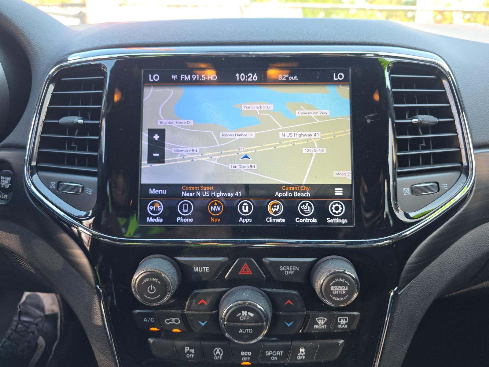 2020 Jeep Grand Cherokee Laredo Altitude Edition AWD