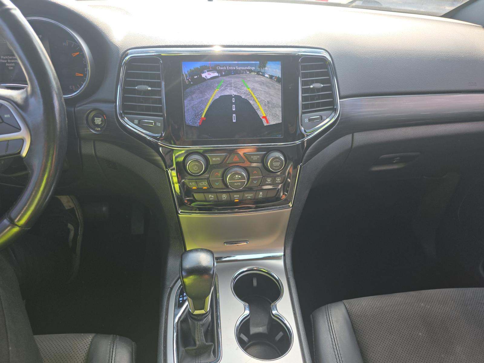 2020 Jeep Grand Cherokee Laredo Altitude Edition AWD