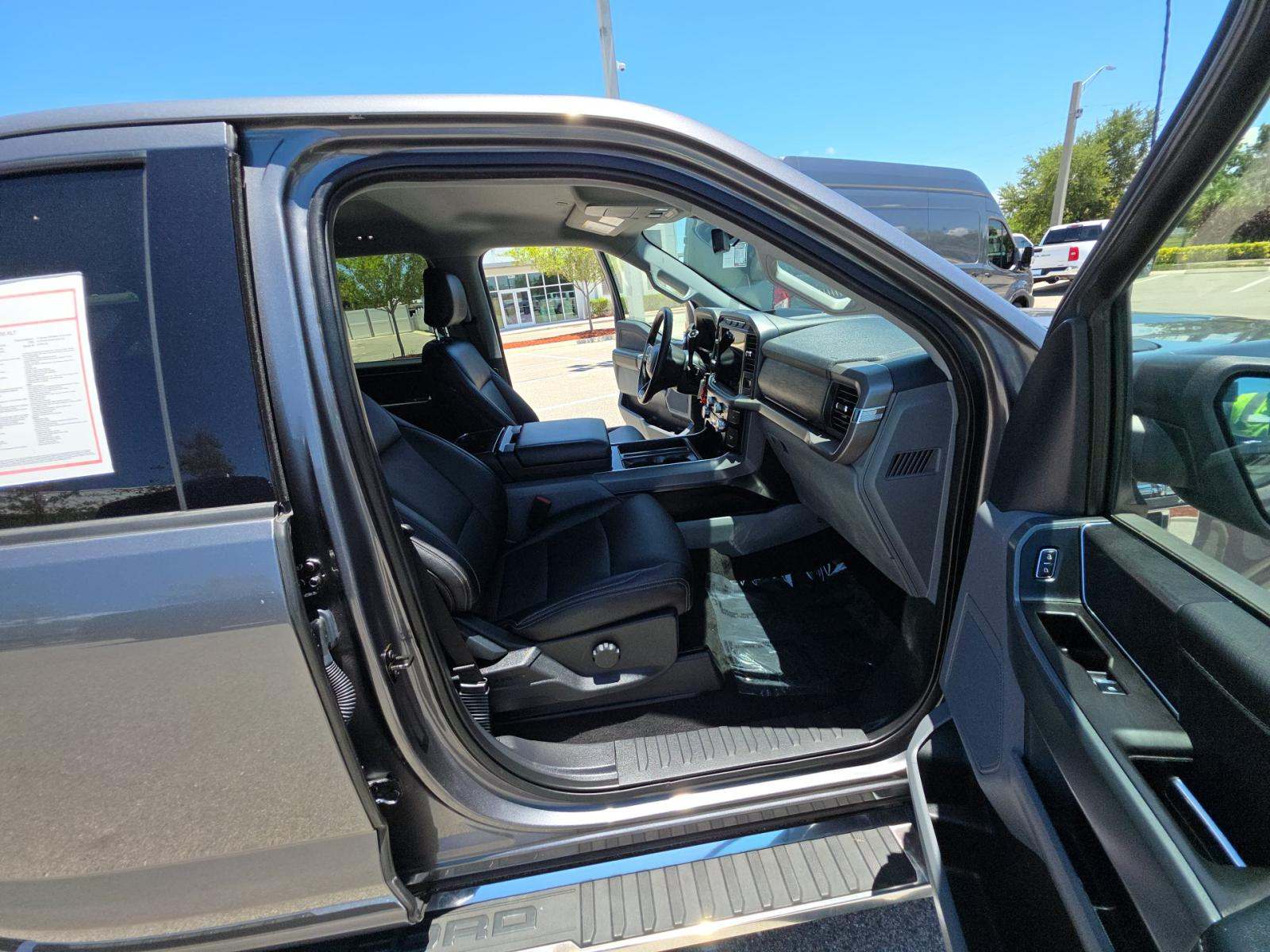 2024 Ford F-150 Hybrid XLT AWD