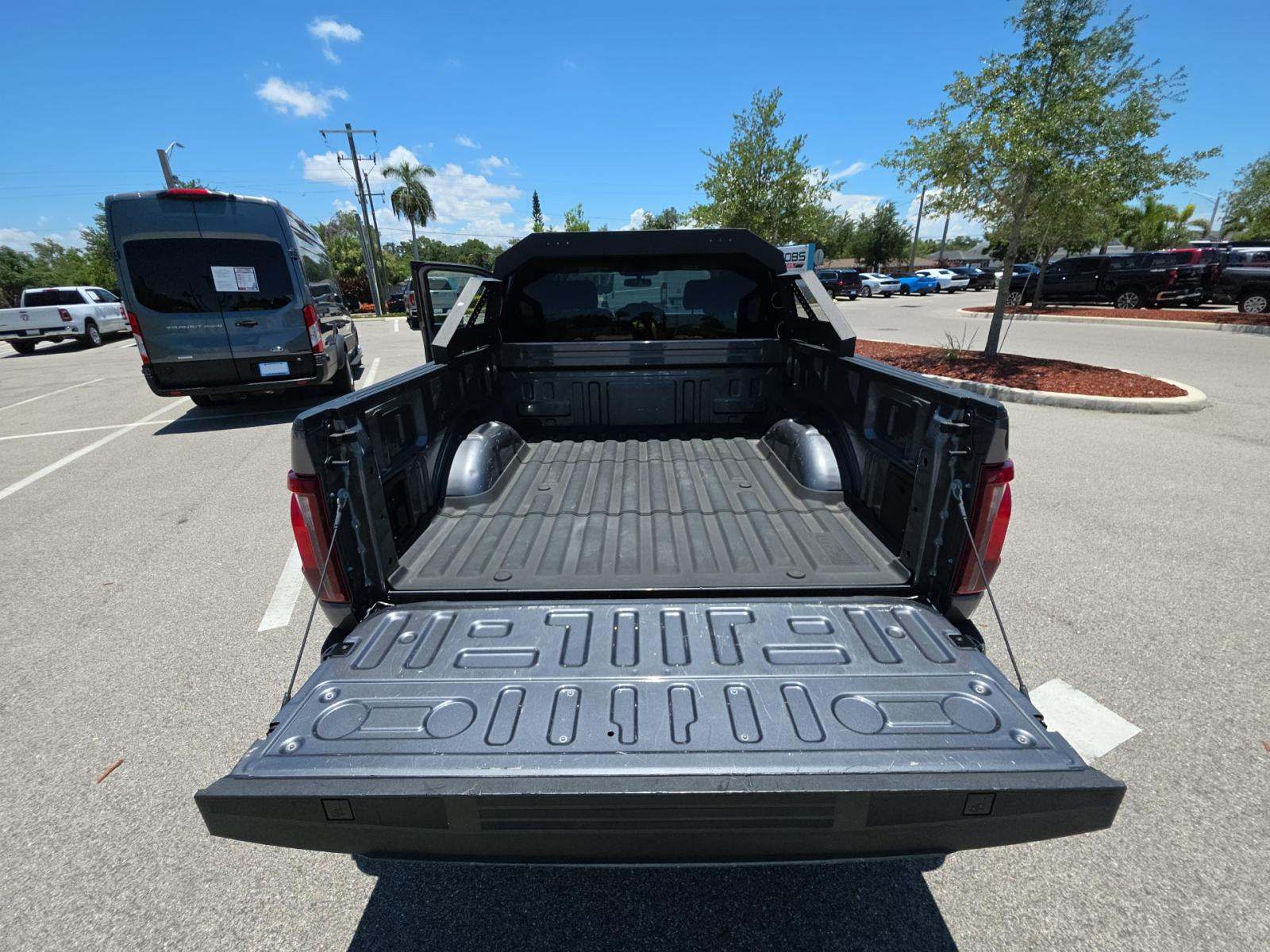 2024 Ford F-150 Hybrid XLT AWD