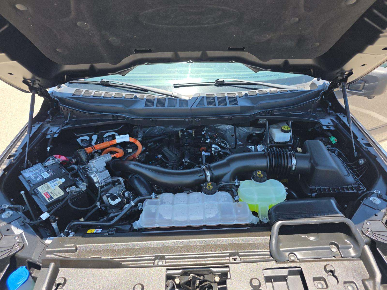 2024 Ford F-150 Hybrid XLT AWD