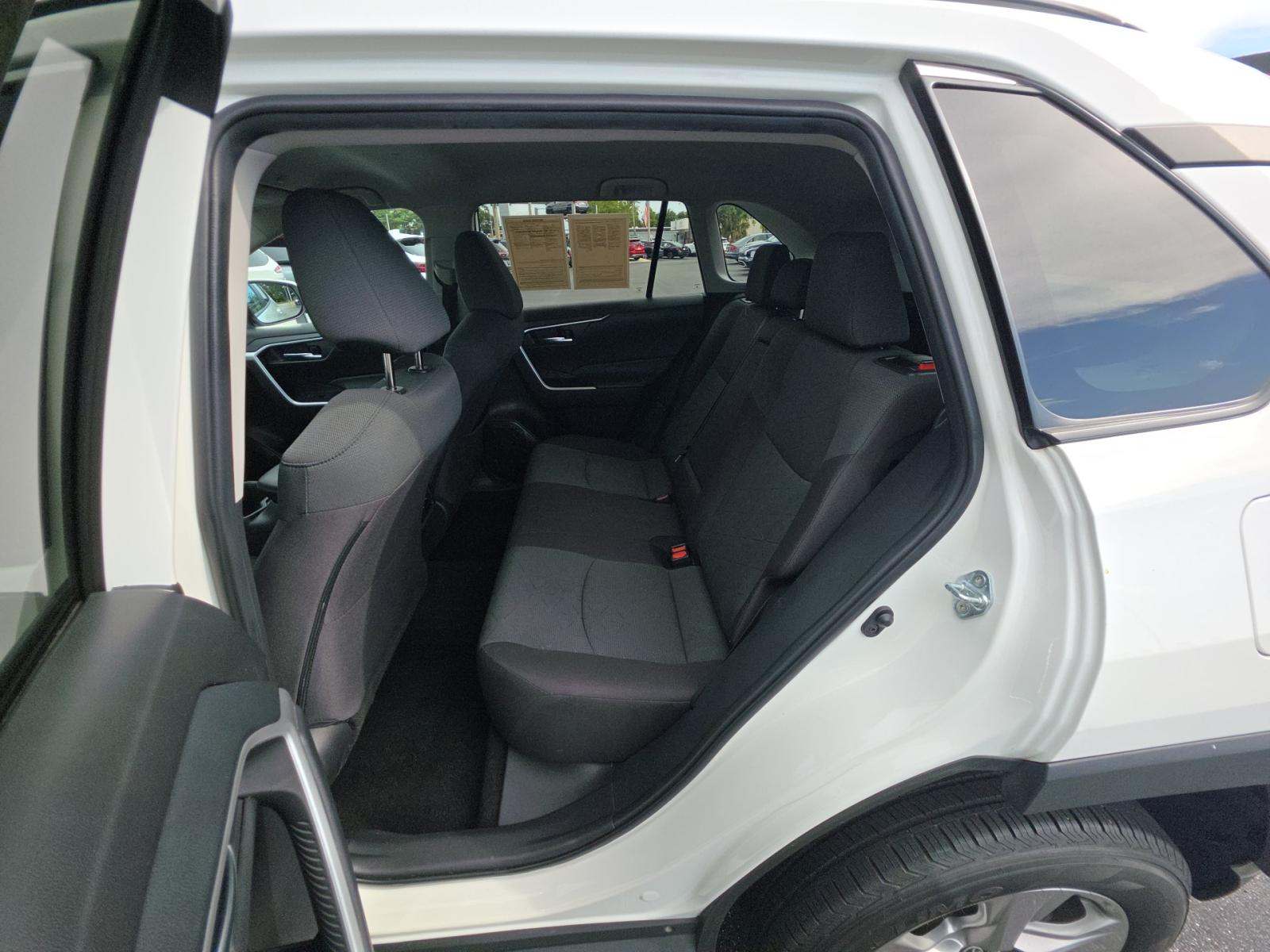 2024 Toyota RAV4 XLE FWD