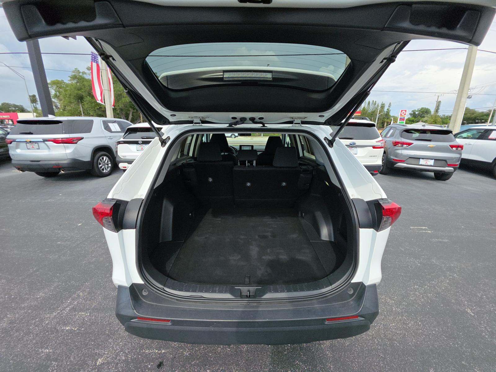 2024 Toyota RAV4 XLE FWD
