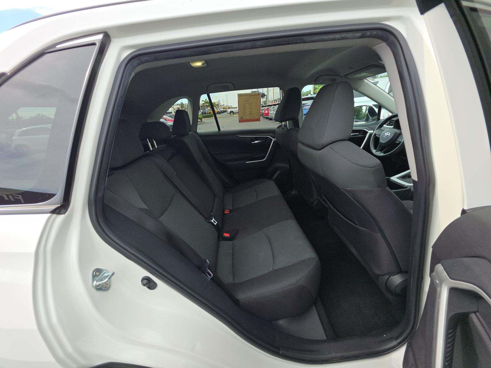 2024 Toyota RAV4 XLE FWD