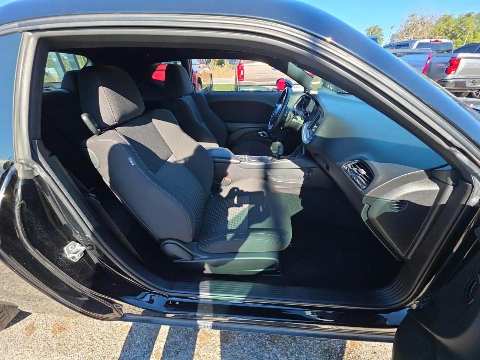 2022 Dodge Challenger GT RWD