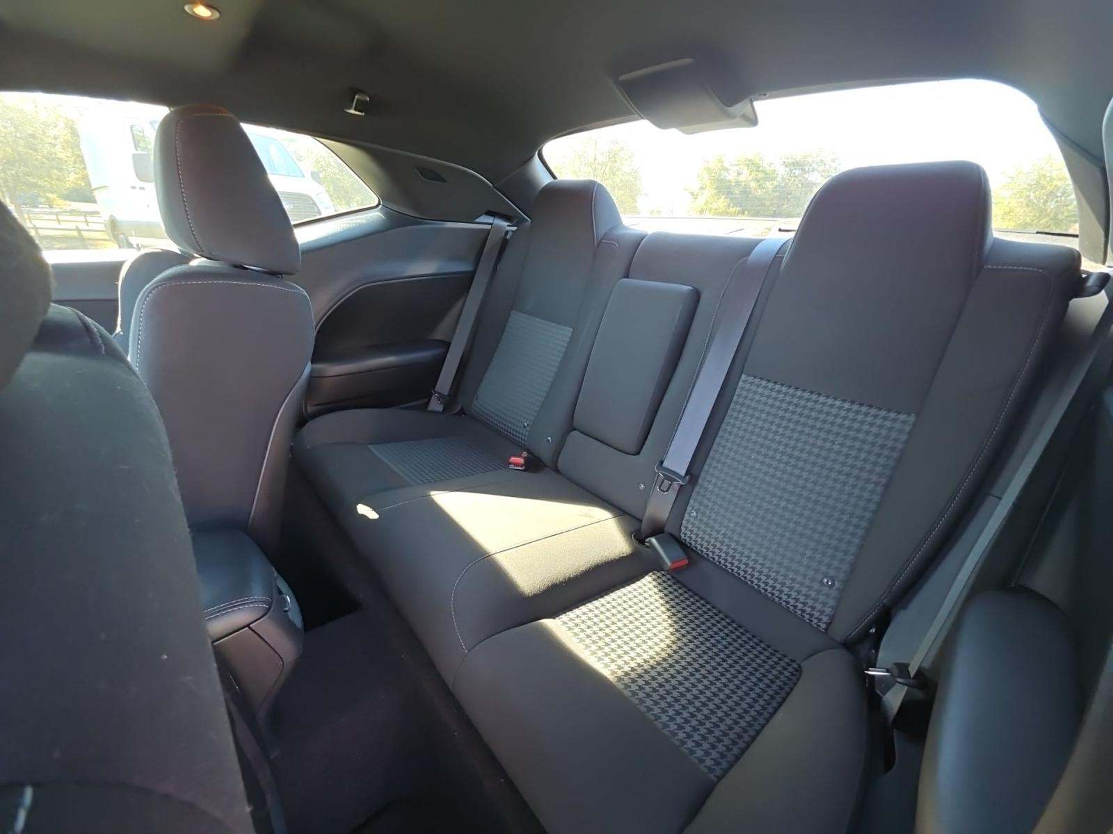 2022 Dodge Challenger GT RWD