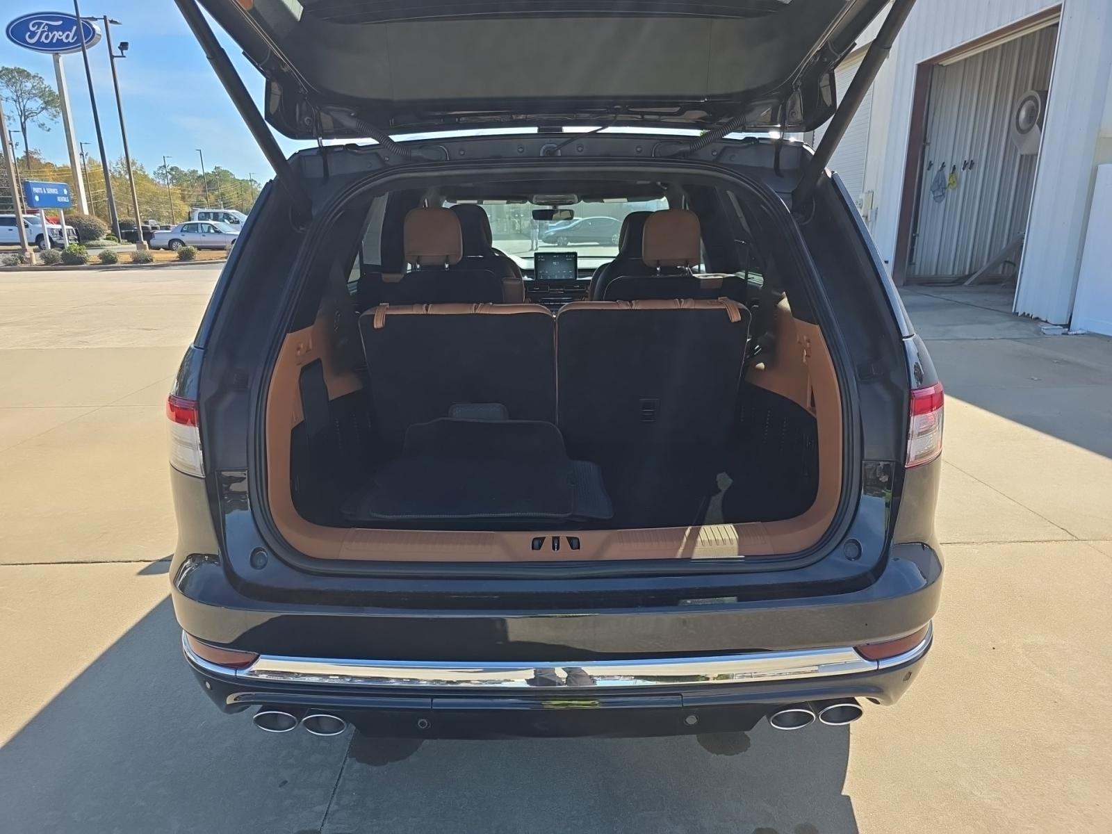 2024 Lincoln Aviator Black Label AWD
