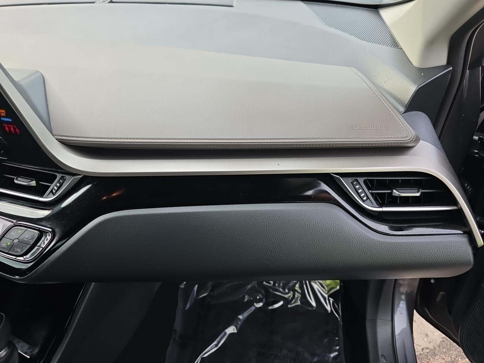 2022 Toyota C-HR Limited FWD