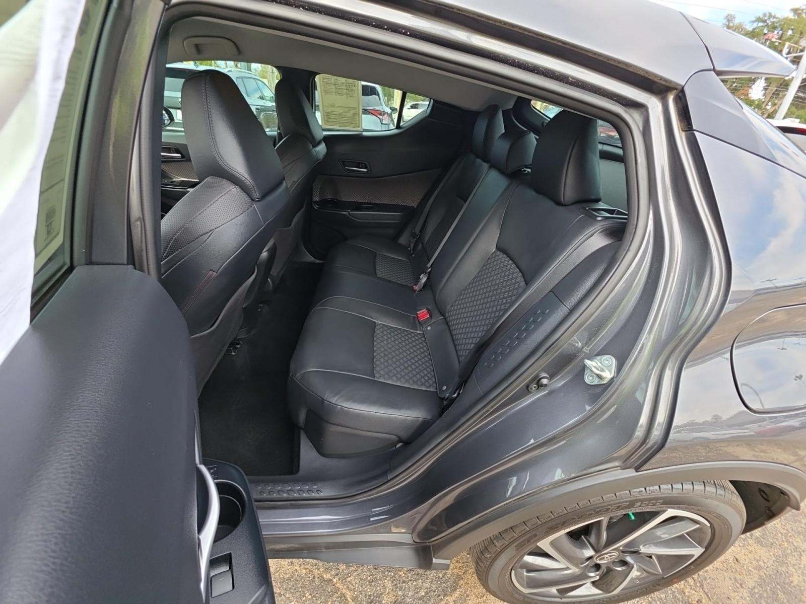 2022 Toyota C-HR Limited FWD