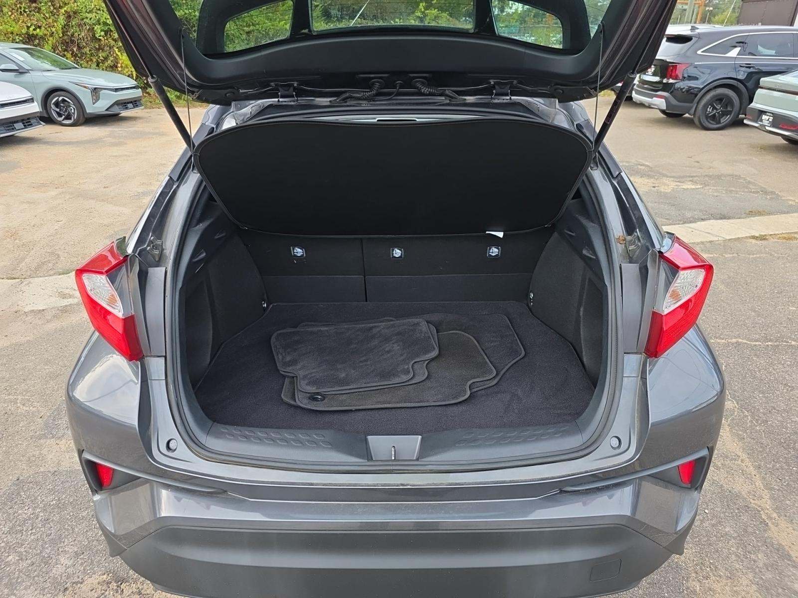 2022 Toyota C-HR Limited FWD