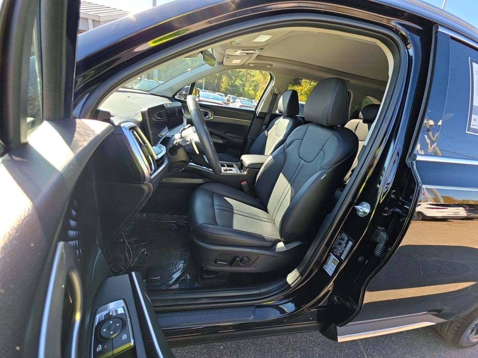 2025 Kia Sorento Hybrid EX FWD