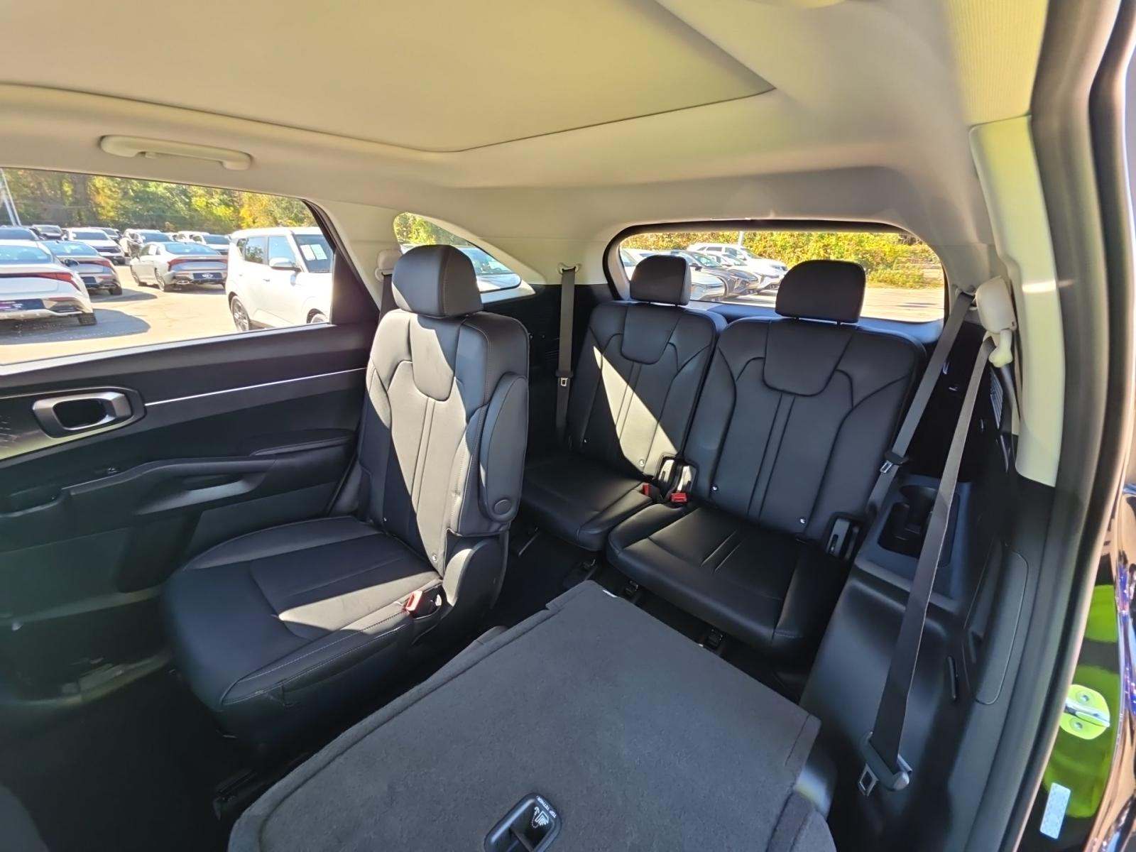 2025 Kia Sorento Hybrid EX FWD