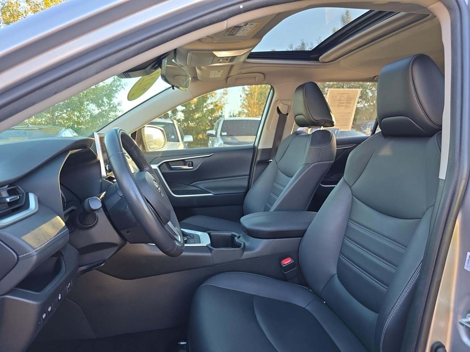 2023 Toyota RAV4 Hybrid XLE Premium AWD