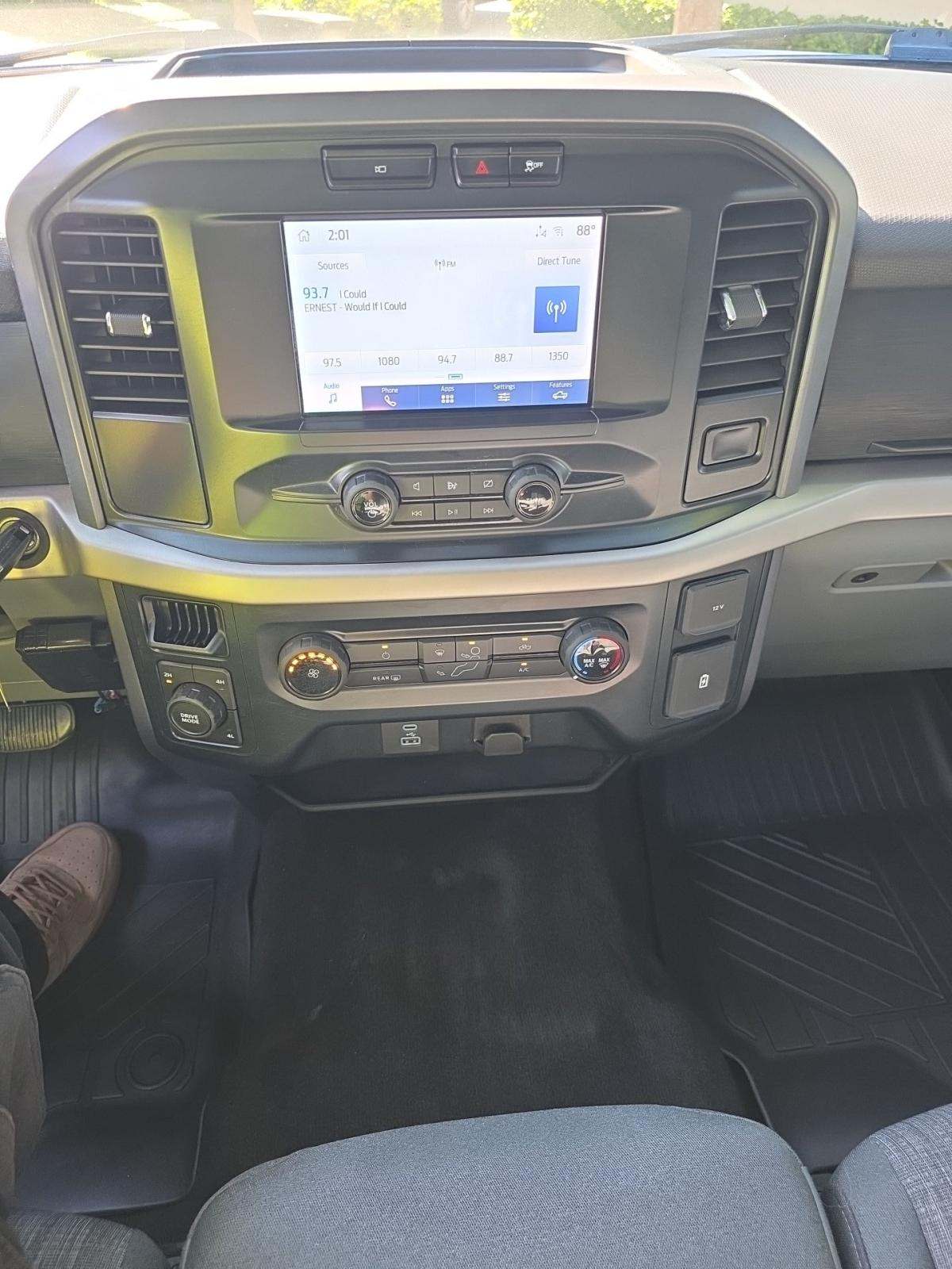 2023 Ford F-150 XLT AWD