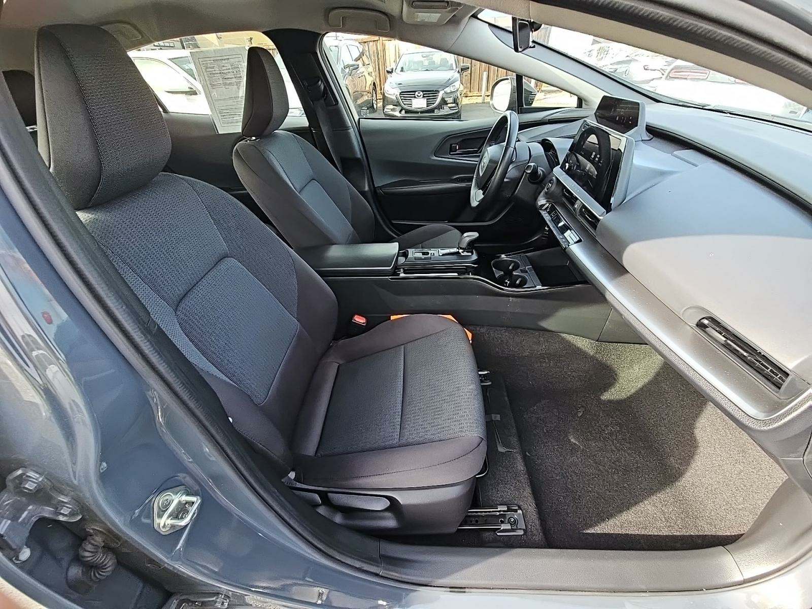 2023 Toyota Prius LE FWD