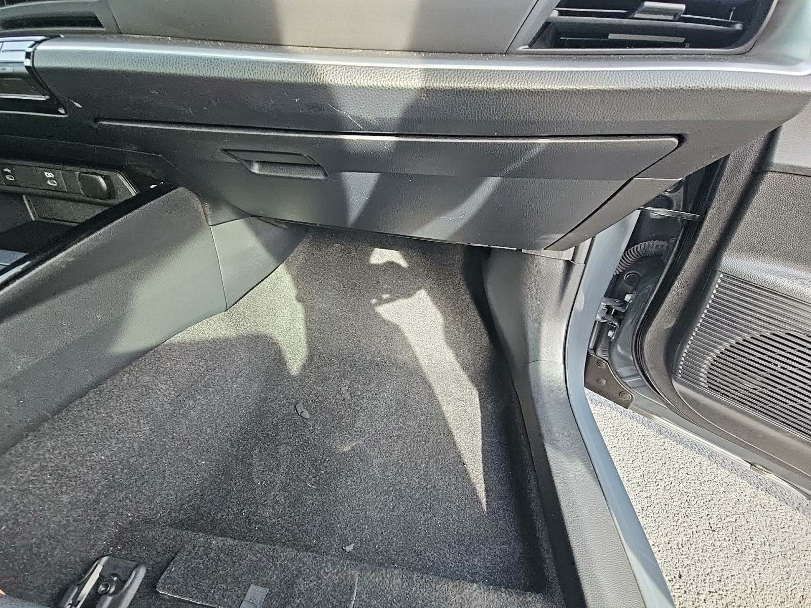 2023 Toyota Prius LE FWD