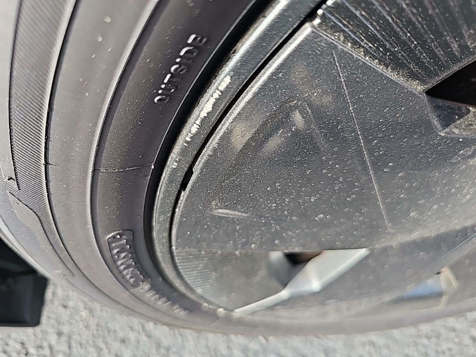 2023 Toyota Prius LE FWD