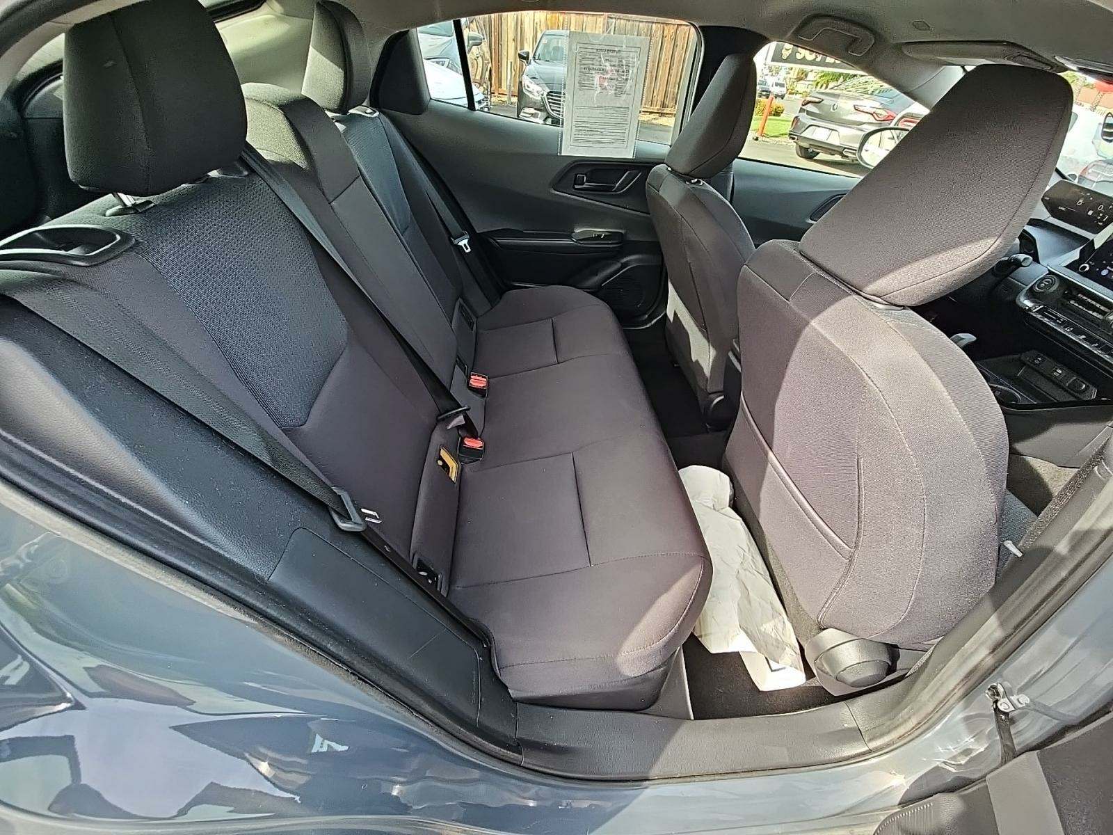 2023 Toyota Prius LE FWD