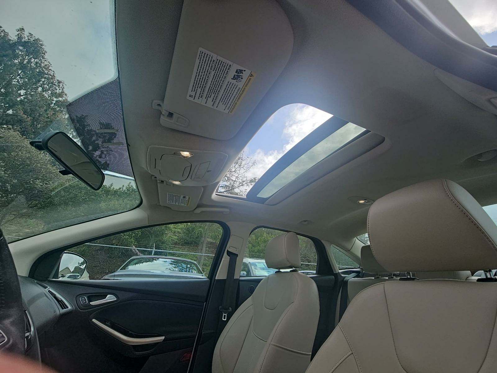 2018 Ford Focus Titanium FWD