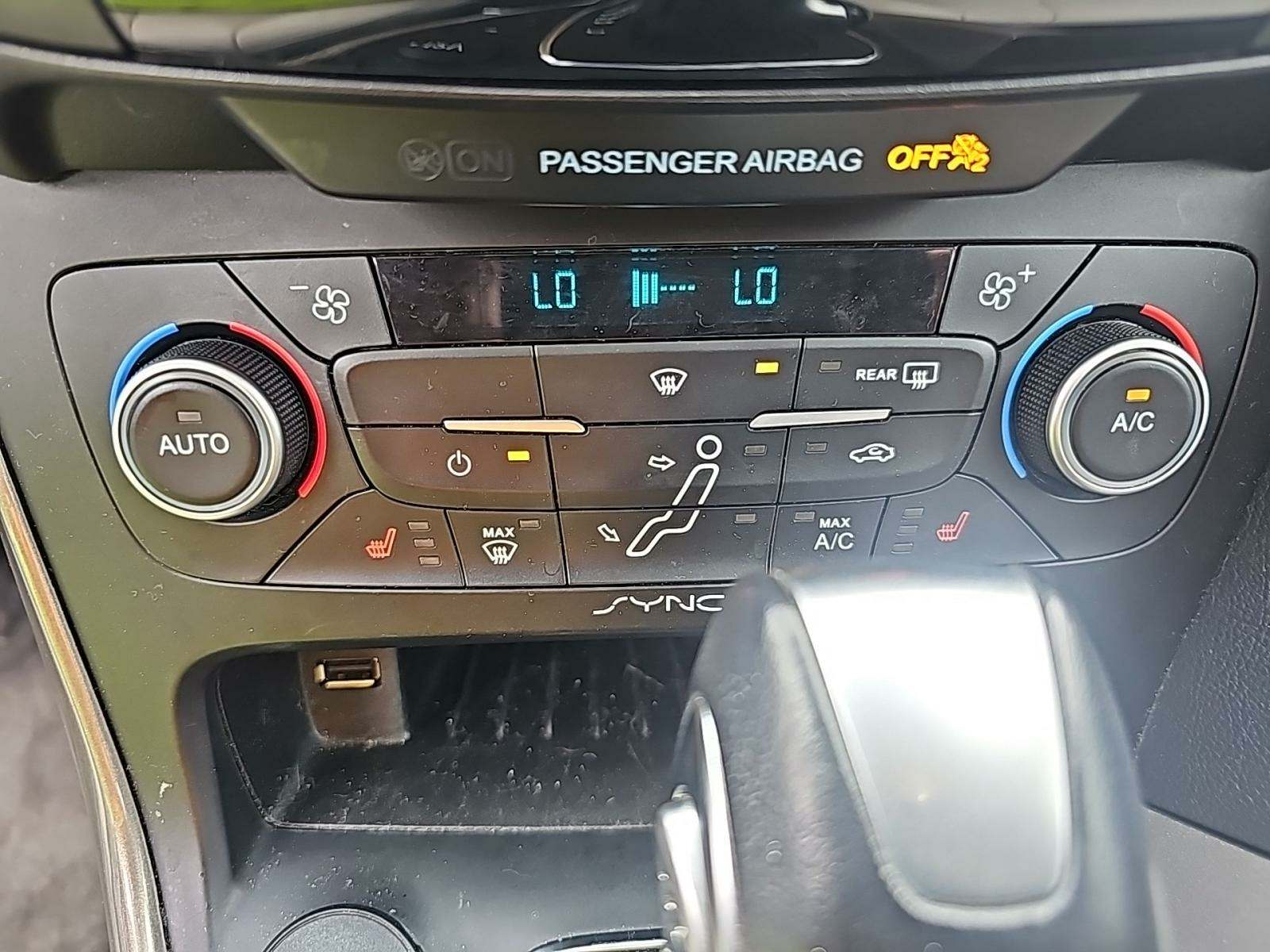 2018 Ford Focus Titanium FWD